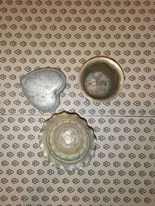 Castiçal antigo para restauro e outros.