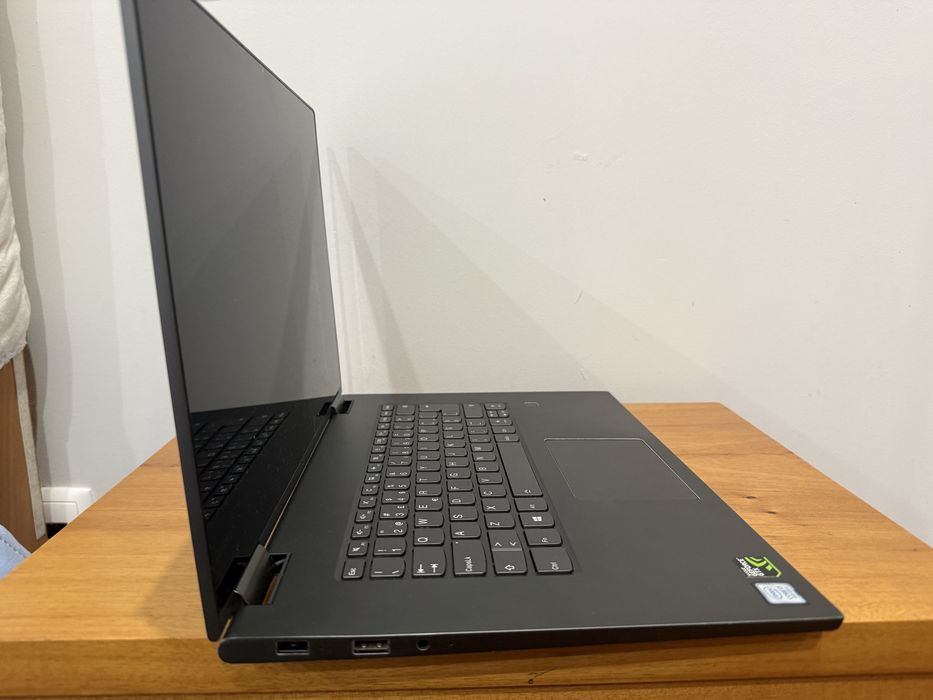 Lenovo Yoga 730-15IKB | i7-8565U | GTX 1050 4GB | 16GB RAM | SSD 512GB