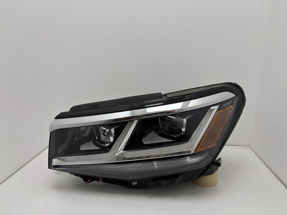 Фара ліва VW Atlas 2020-2023 USA