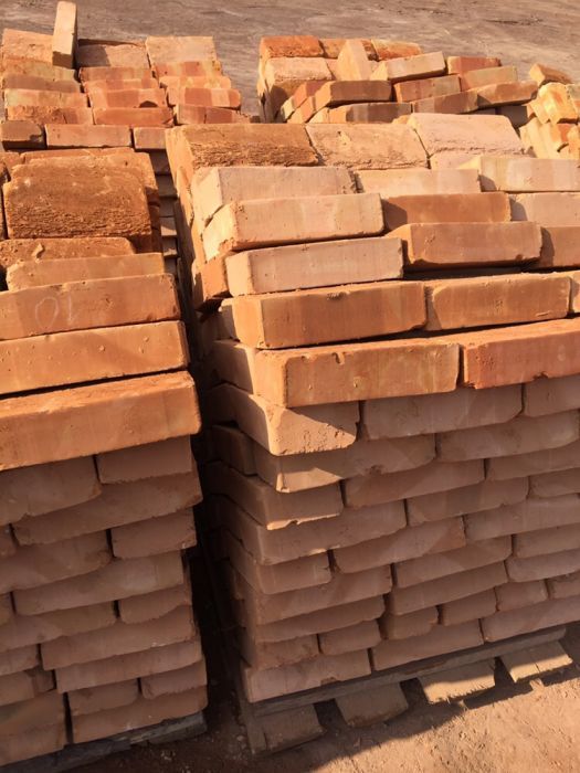 Цегла М-100,,М-125 ,М-150 повнотіла,блок,(півторачка)хорошої якості