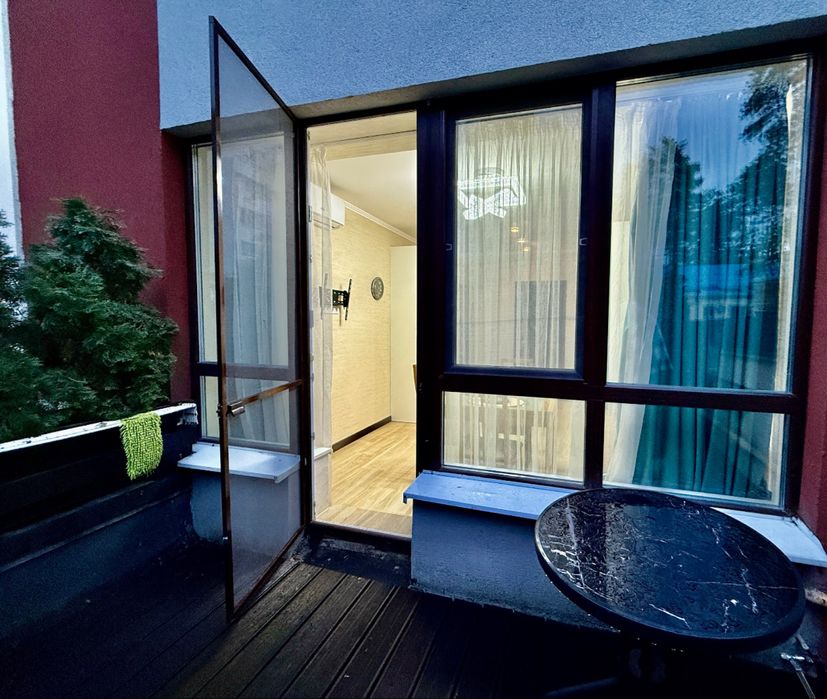 Двокімнатна з терасою та ремонтом сертифікат постанова