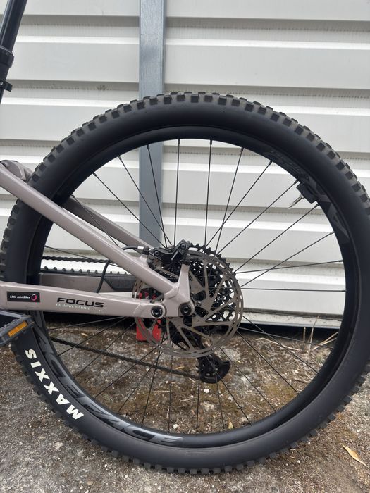 Rower elektryczny Focus Jam 2 8.7 625Wh smart bosch carbon  rozmiar M 2025r. Gwarancja jak canyon trek cube