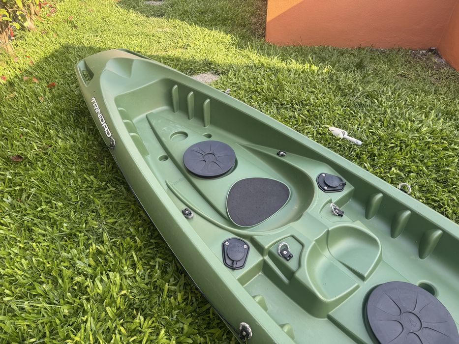 Kayak de pesca ou passeio para duas pessoas