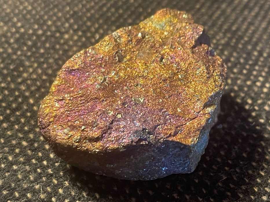 Pavão Calcopirite – Mineral de Cobre Iridescente