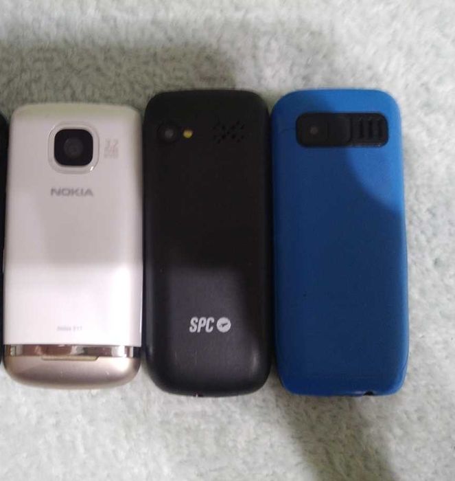 Telemóveis Nokia, SPC e Maxcom.