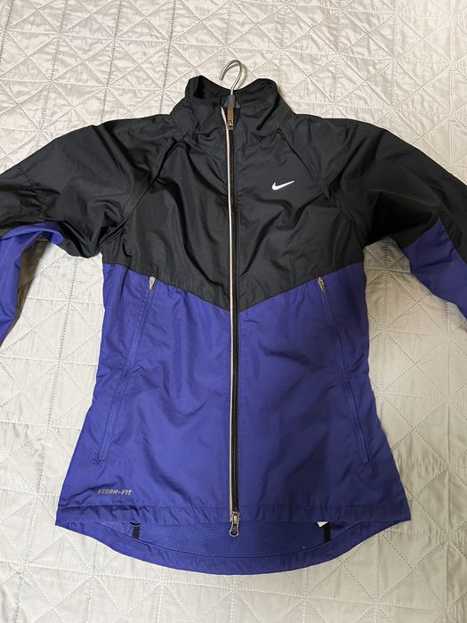 Вітровка Nike STORM-FIT