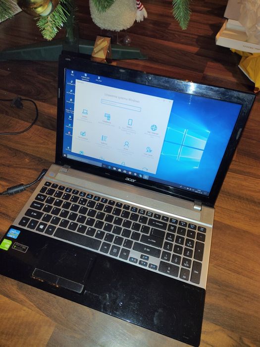 Laptop Acer i5 4 GB ram