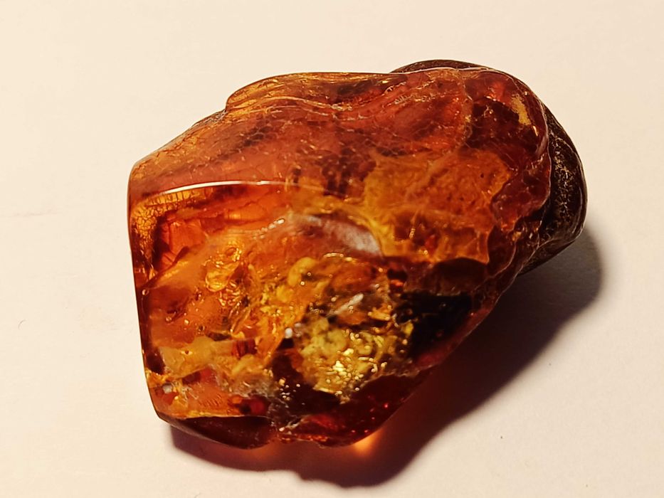 Bursztyn bałtycki naturalny oszlifowany waga 5 gram