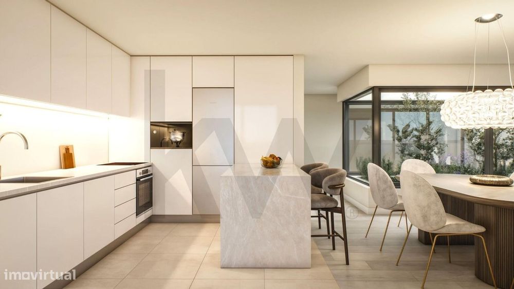 Apartamento novo, varandas, terraços, arrecadação, garagem, piscina, C