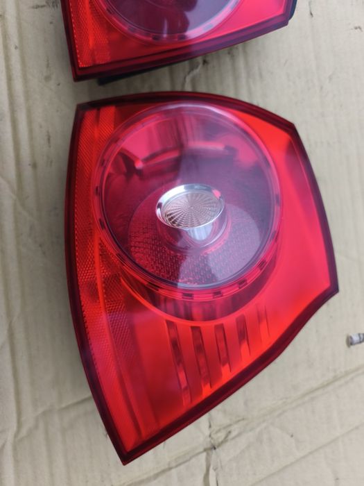 Задні стопи Фольксваген Гольф 5 Фанарі