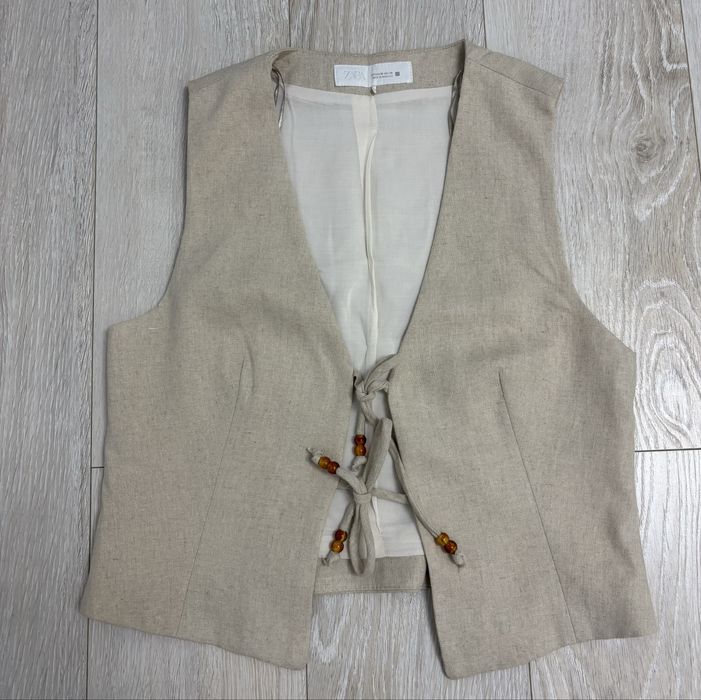 Лляна жилетка жіноча