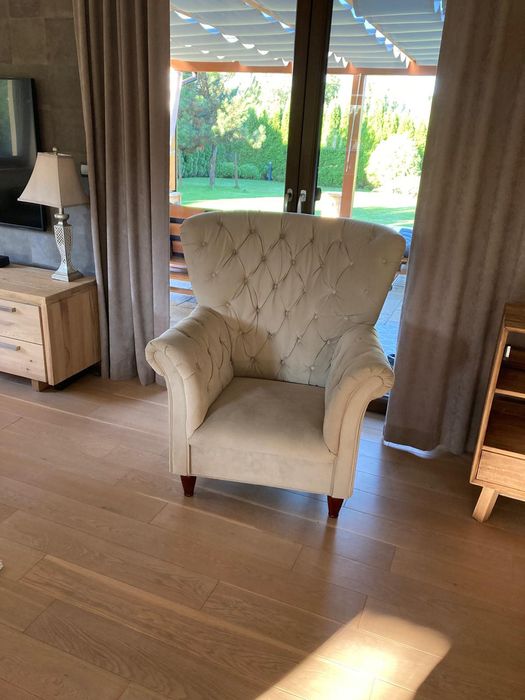 Piękny fotel. Uszak.