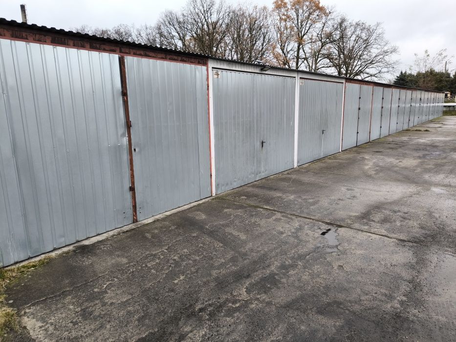 Wynajmę garaże z kanałem i murowane pomieszczenia magazynowe