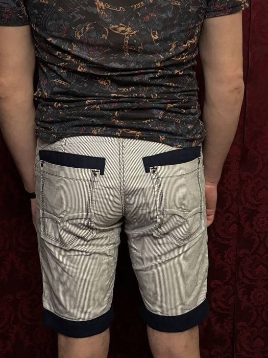 Чоловічі джинсові шорти