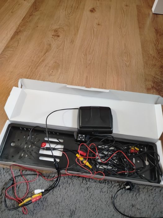 Zestaw cofania z monitorem tracker rview