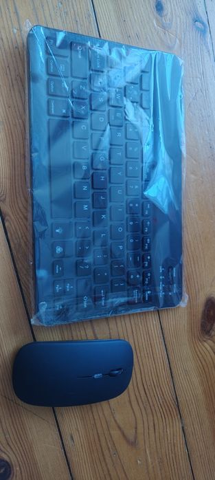 Klawiatura bezprzewodowa i mysz