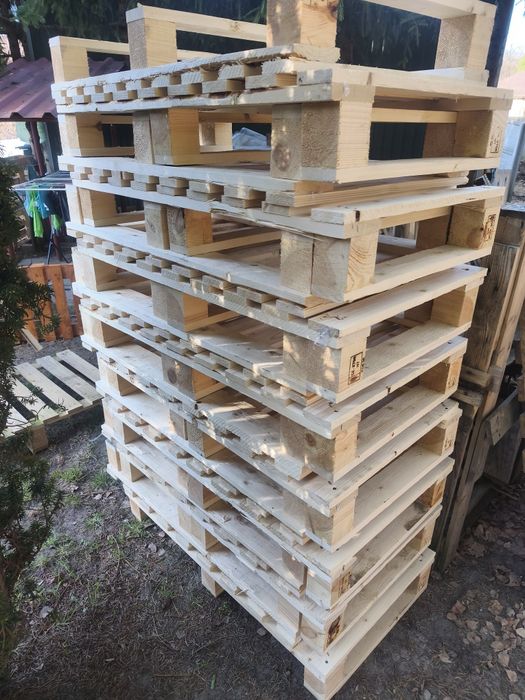 Nowe palety , półpalety