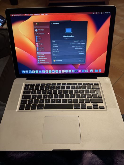 Macbook pro inicio 2011 15”