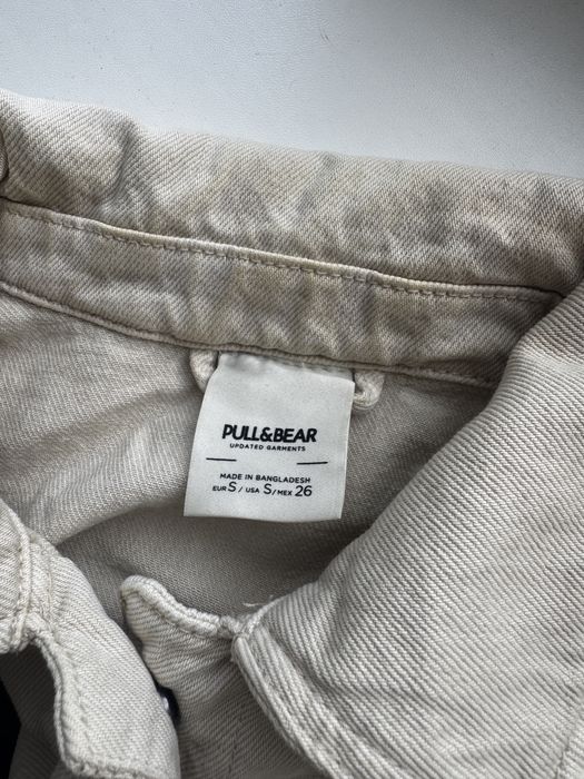 Джинсова куртка бежева від Pull&Bear