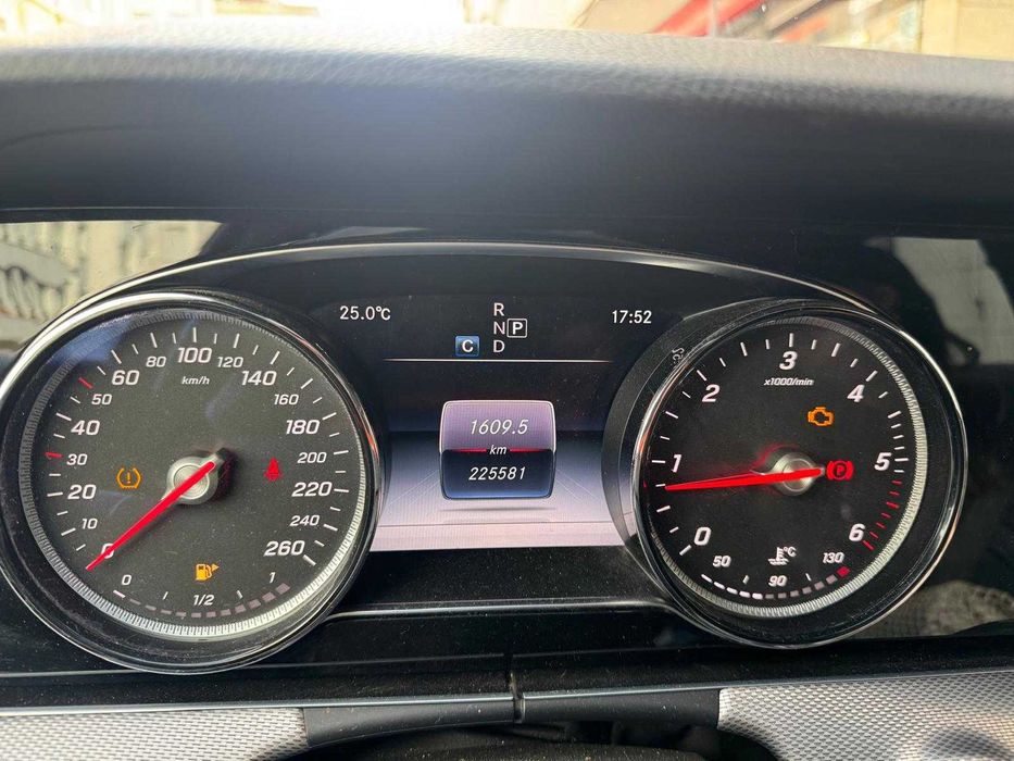 MERCEDES E 220 CDI Nacional 1 dono