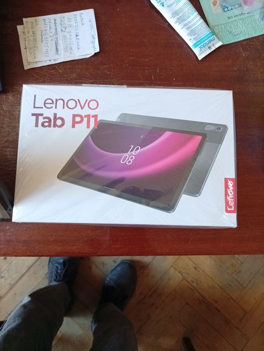 Продам Планшет Lenovo Tab  P11 + книжечка для него.
