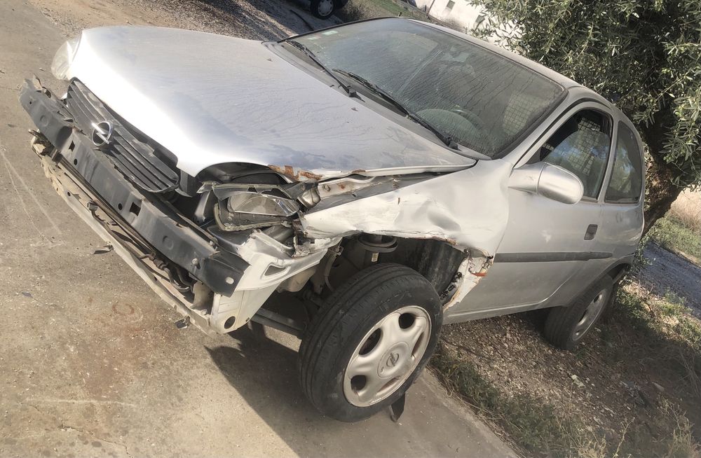 Vendo opel corsa 1.5 d  comercial