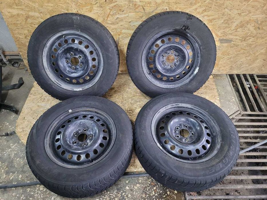 Диск с резиной R17 225/65 Triangle Snow Lion (Зима) Kia Sorento 2011г.