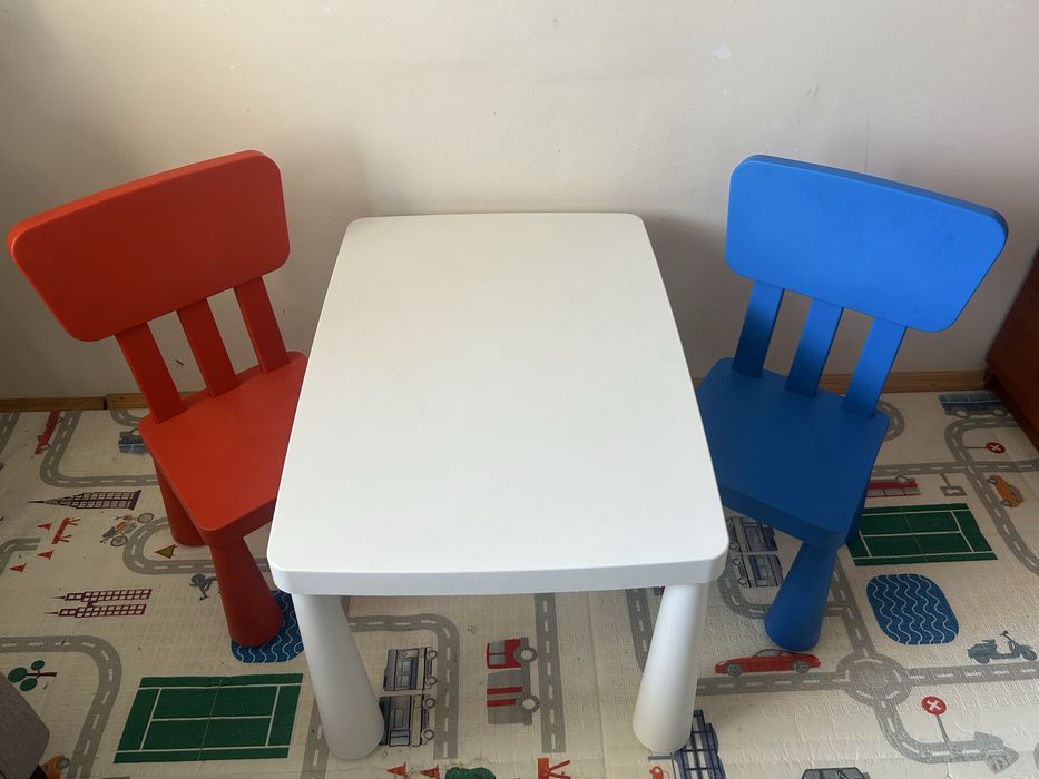IKEA Mammut комплект стіл та 2 стільці