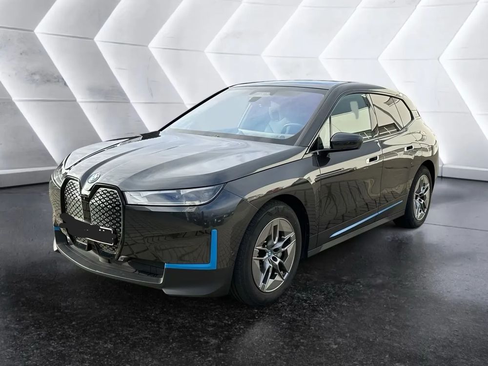 BMW iX xDrive 50 Pack Desportivo