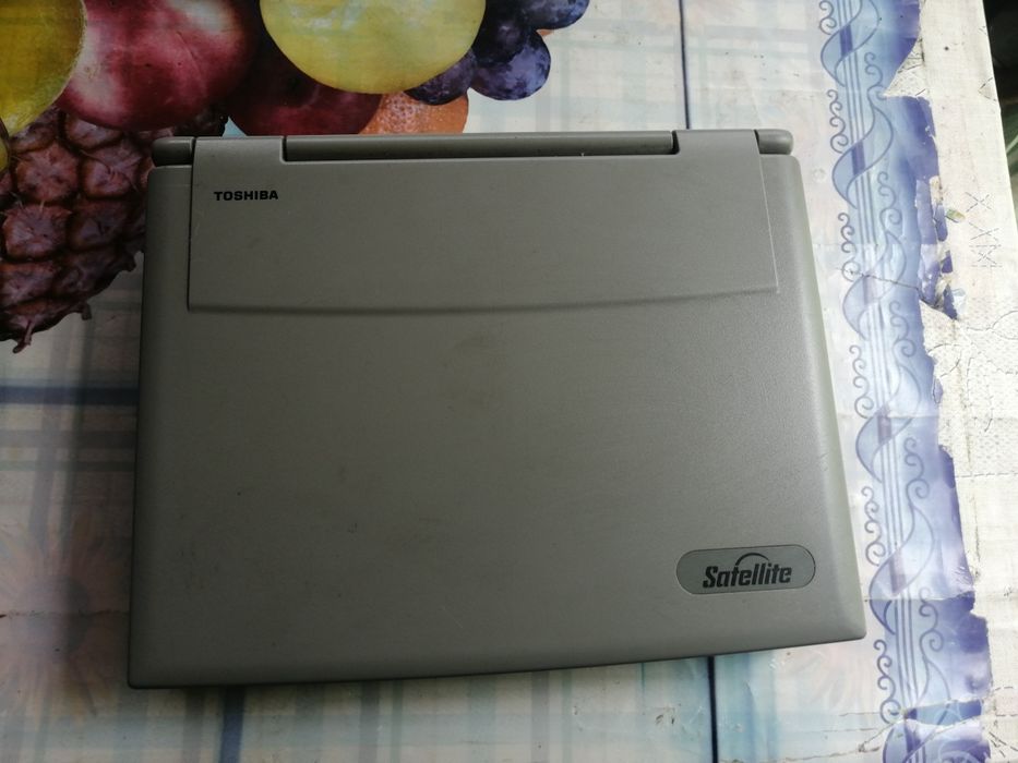 Ноутбук Toshiba продам