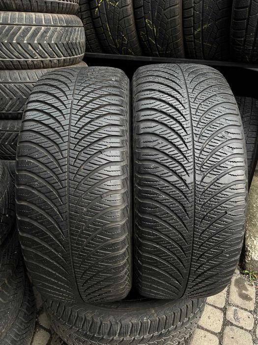 235/55R17 Goodyear Vector 4Seasons GEN-2 Шини/Колеса/Всесезонні Склад шин