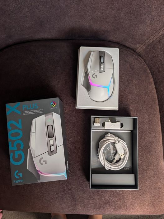 Продам топову бездротову ігрову мишу Logitech G502 X PLUS у білому кольорі.
