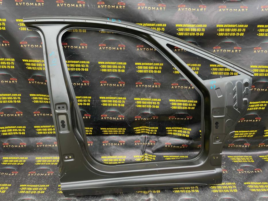Боковина кузова передня права VW ID.3 2019р- поріг правий VW ID3 10A809606