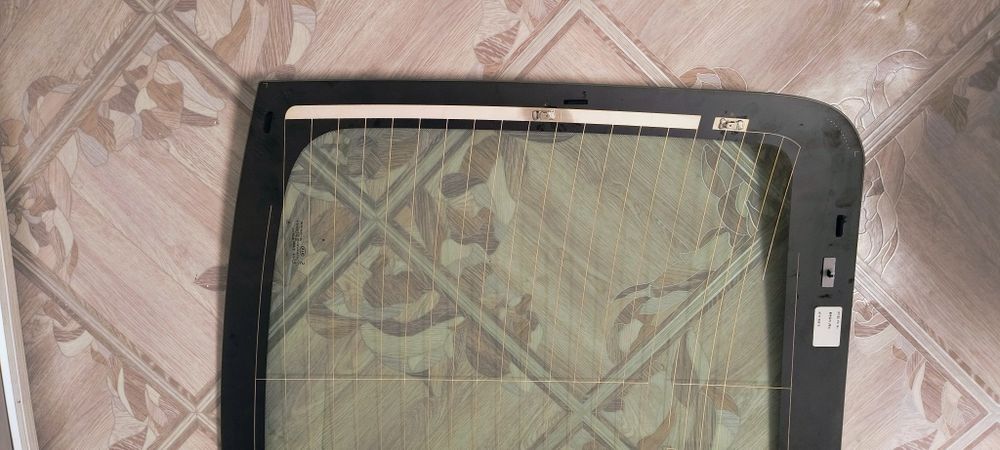 Стекло заднее Kia K7(Cadenza) 2016