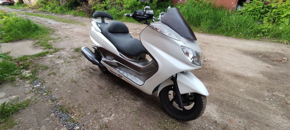 Yamaha Magesti 250