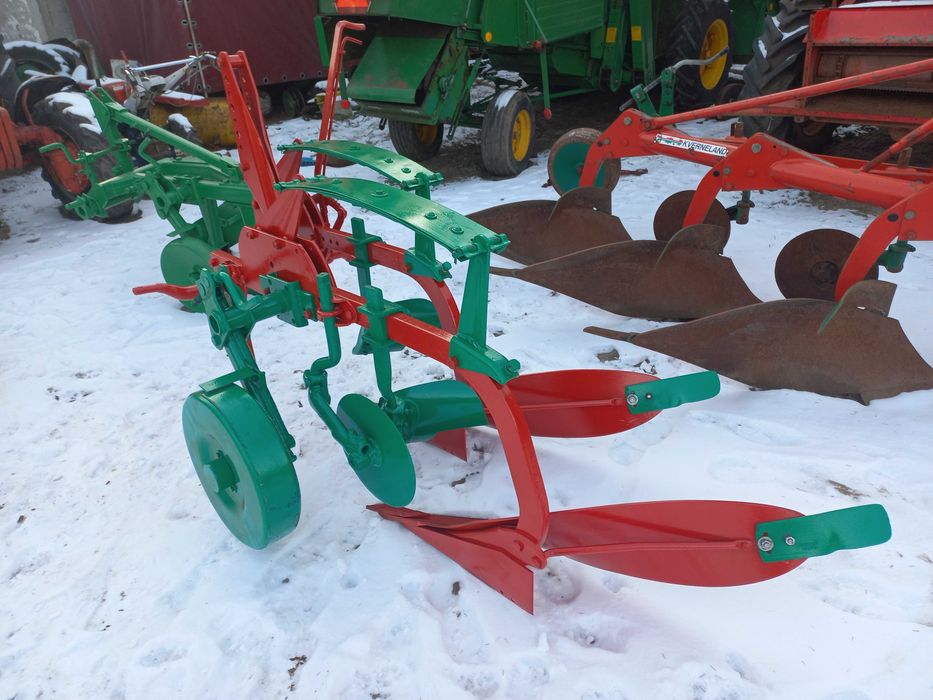Плуг Квернеланд  Kverneland