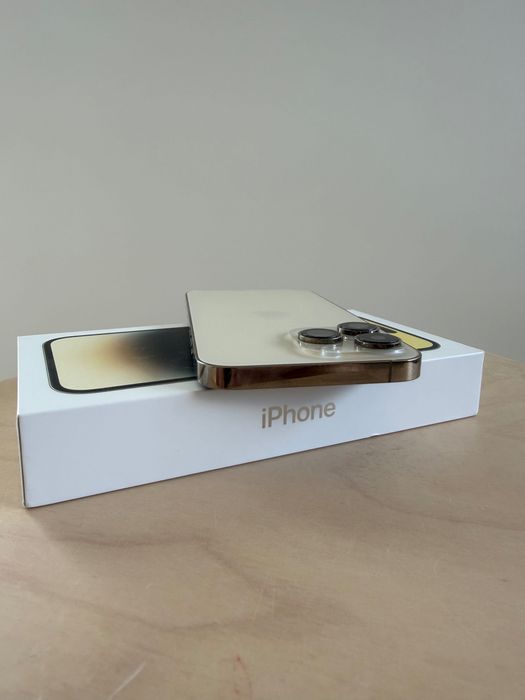 iPhone 14 Pro Max Gold 128 GB + nowy kabel do ładowania + etui