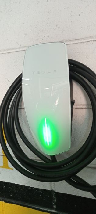 Eletricista / Residencial / Predial / Instalação / Manutenção /
