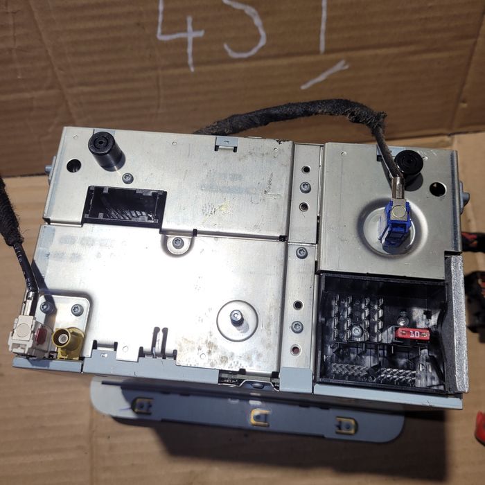 Radio fabryczne radionawigacja vw passat b6 2006r