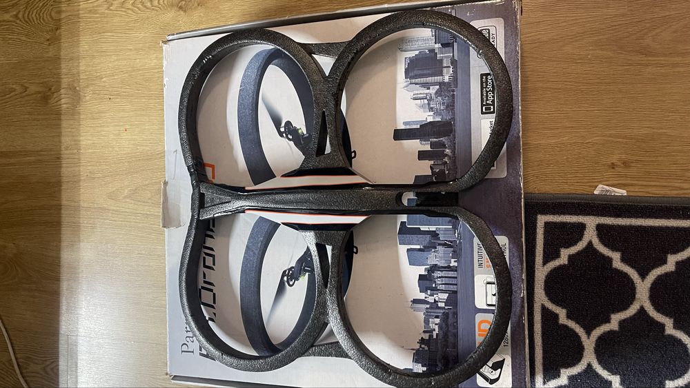Dron parrot ar.drone2.0