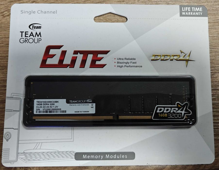 Pamięć ram 16GB DDR4 3200 Team Group Elite nowa