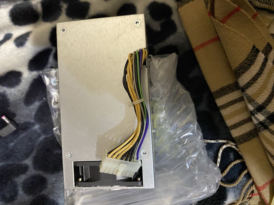 Fujitsu esprimo e900 250w блок питания