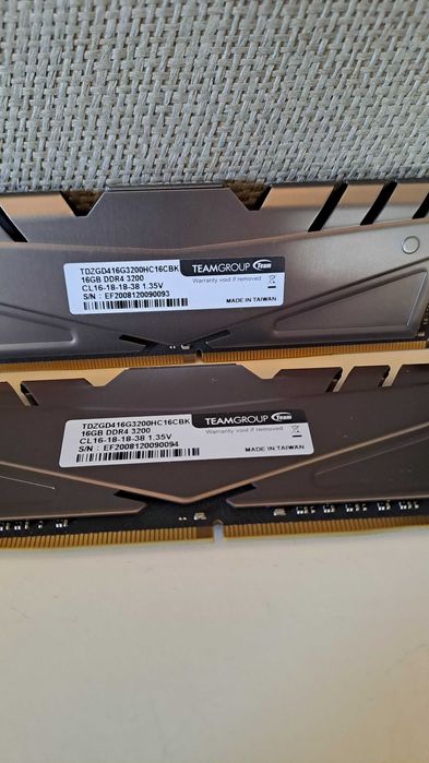 Memórias 32GB DDR4 Teamgroup T-Force a 3200 Mt Desktop PC