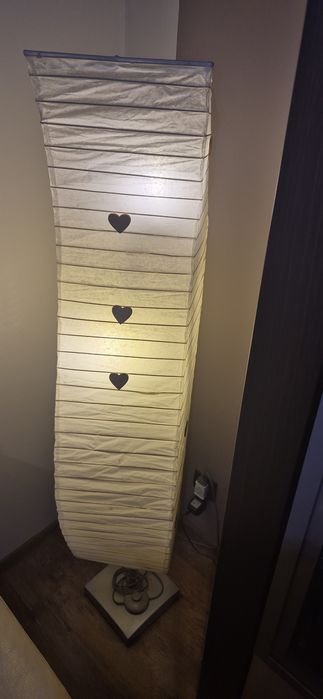 Sprzedam  lampy  stojąca wiszaca