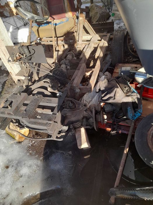 Мінітрактор рама мінітрактора саморлробка навісне