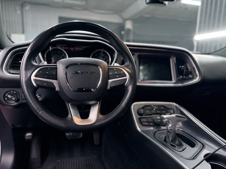 DODGE challenger 2018