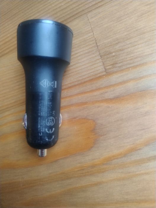 Zasilacz USB do zapalniczki HTC