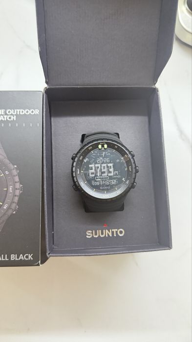 Водонепроникний тактично -спортивний годинник Suunto Core All Black