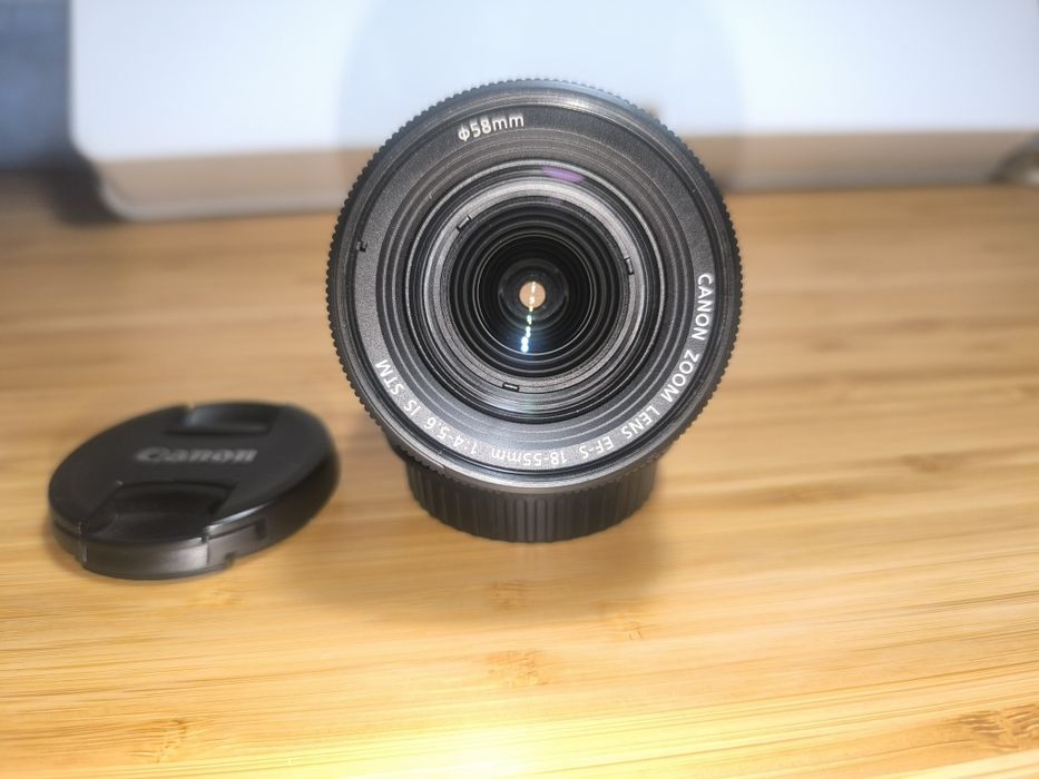 Canon EF-S 18-55mm f/4-5.6 IS STM