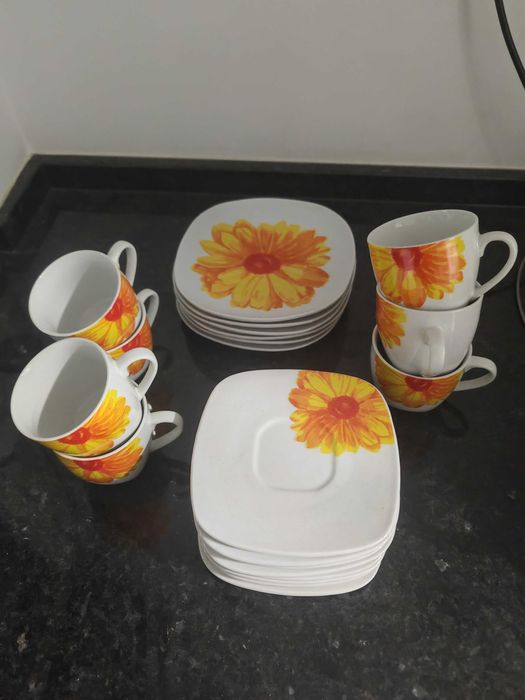 Conjunto de louça